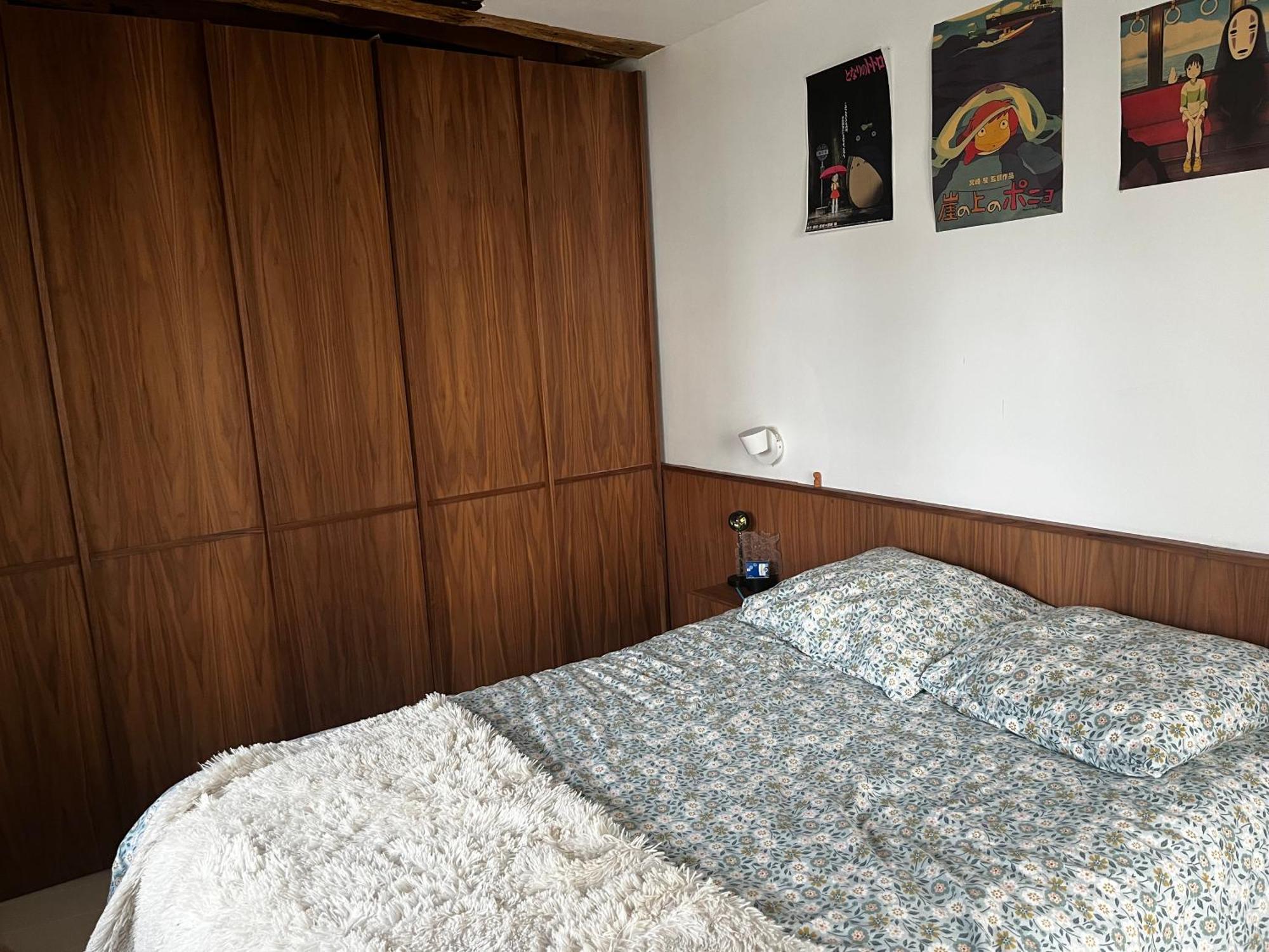 Deux En Plein Coeur De Montmartre, Homestay