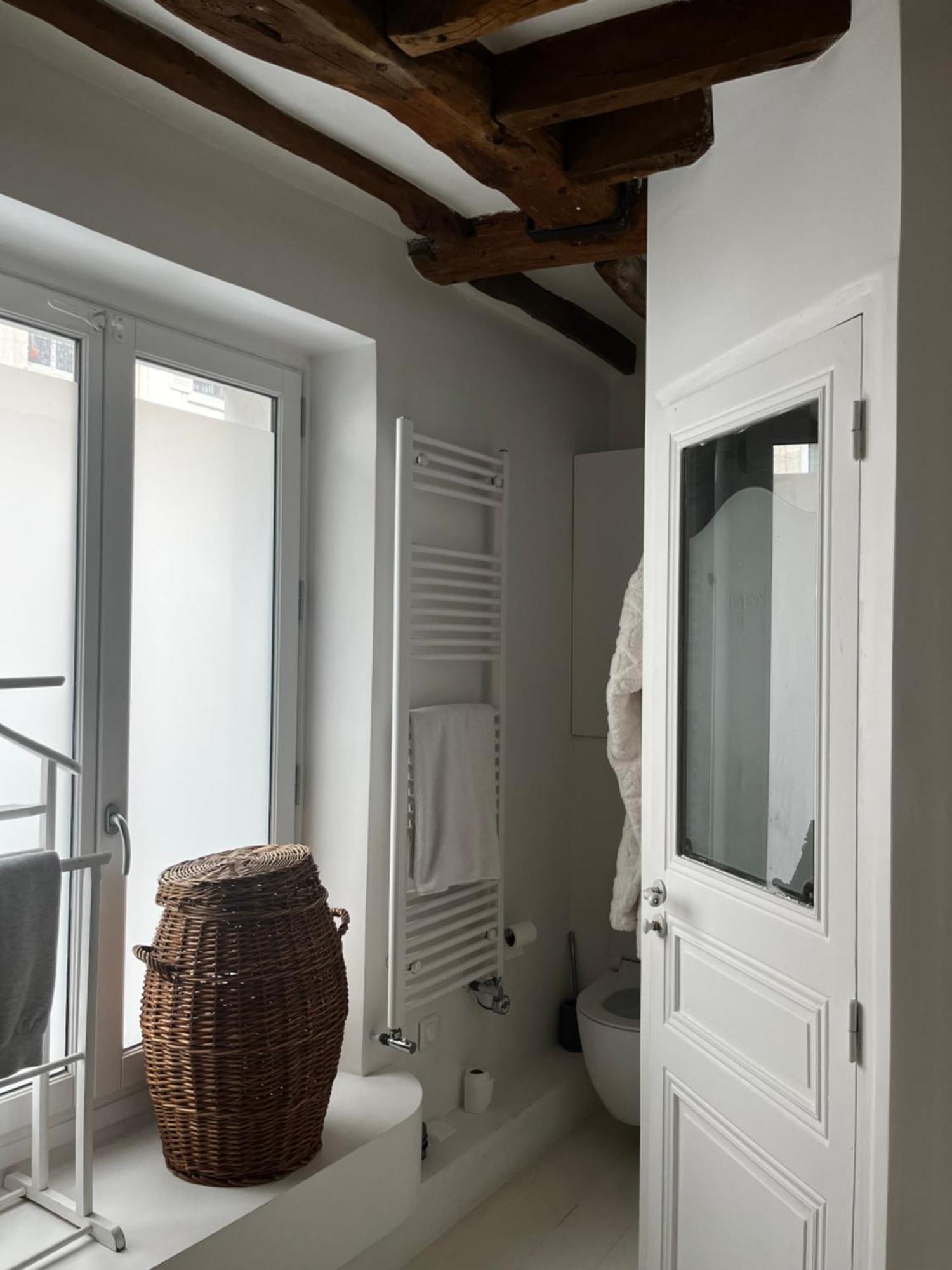 Deux En Plein Coeur De Montmartre, Homestay Paris