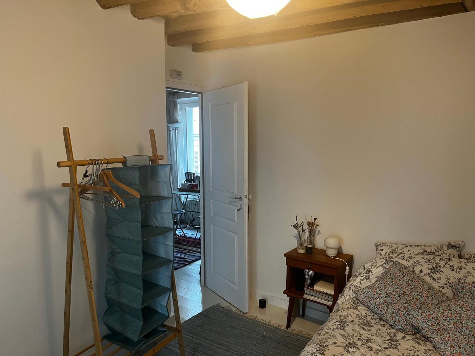 Homestay Deux En Plein Coeur De Montmartre,